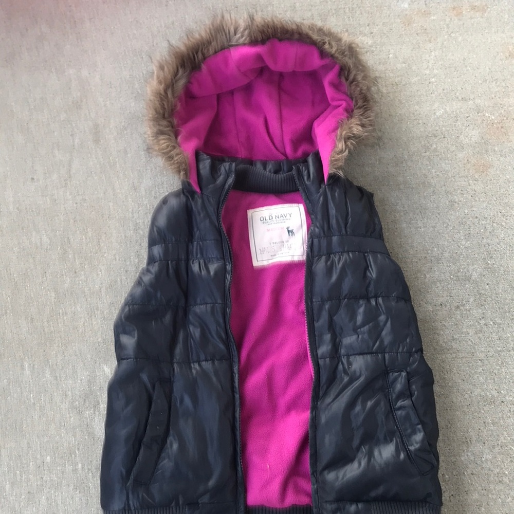 Old Navy Faux Fur Lined Hooded Vest M